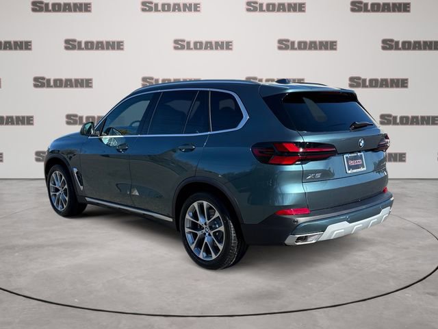 New 2026 BMW X5 xDrive40i w/ Premium Package image 3