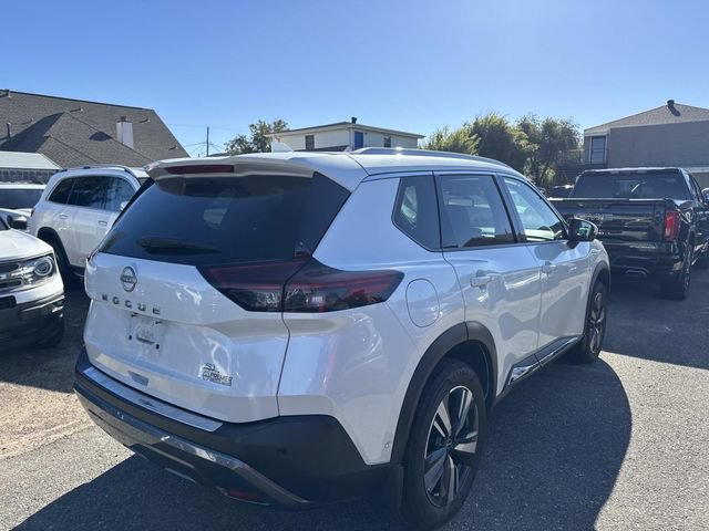 Used 2023 Nissan Rogue SL w/ SL Premium Package FWD image 6
