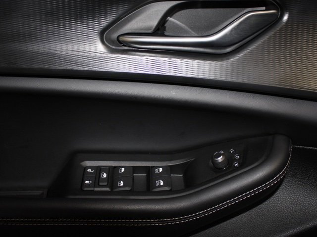 Certified 2025 Jeep Grand Cherokee Altitude image 10