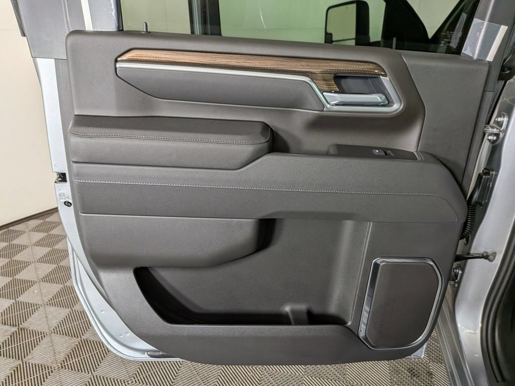 New 2026 Chevrolet Silverado 3500 LT AWD/4WD image 27