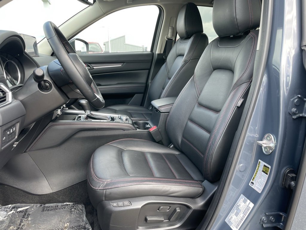 Used 2025 MAZDA CX-5 Carbon Edition image 7