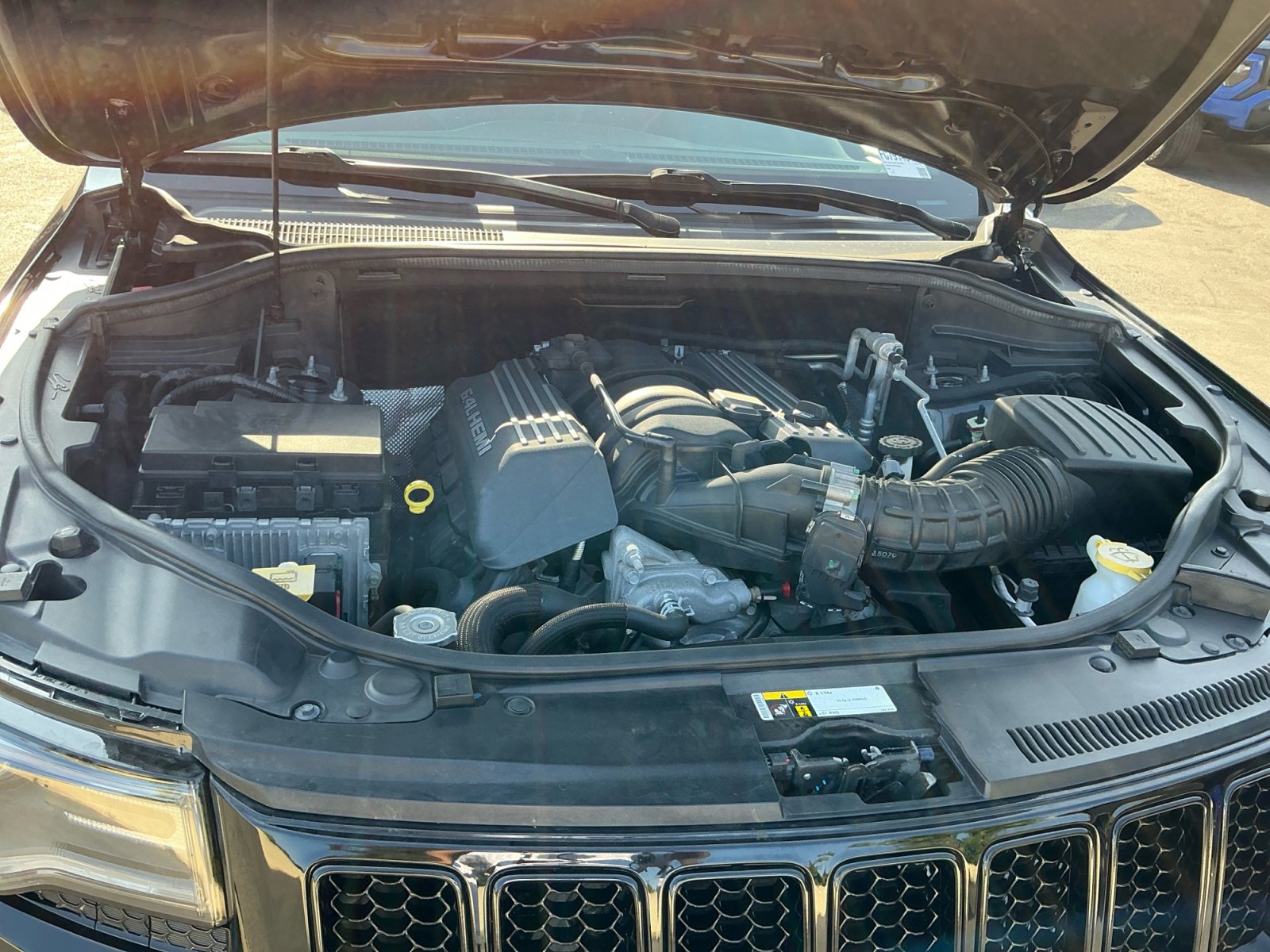 Used 2015 Jeep Grand Cherokee SRT w/ Trailer Tow Group IV AWD/4WD image 21