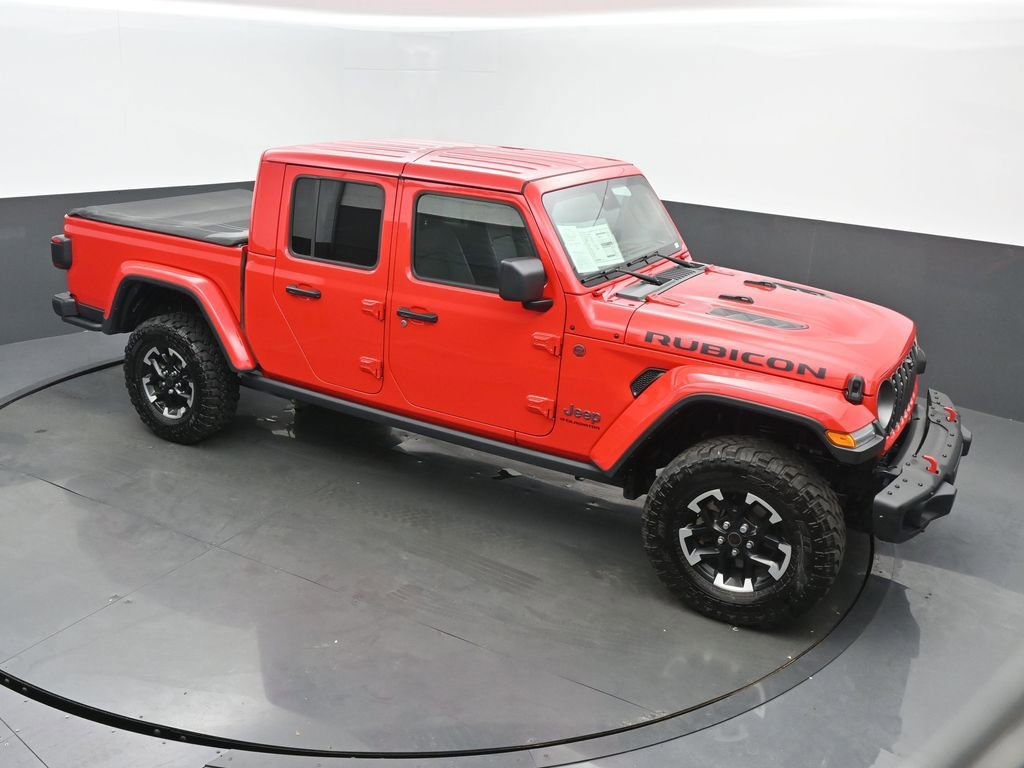 Used 2024 Jeep Gladiator Rubicon AWD/4WD image 44