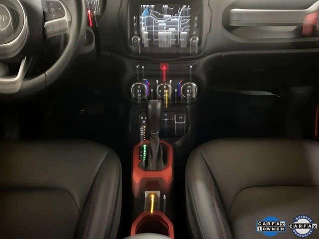 Used 2015 Jeep Renegade Trailhawk w/ Premium Leather Group image 13