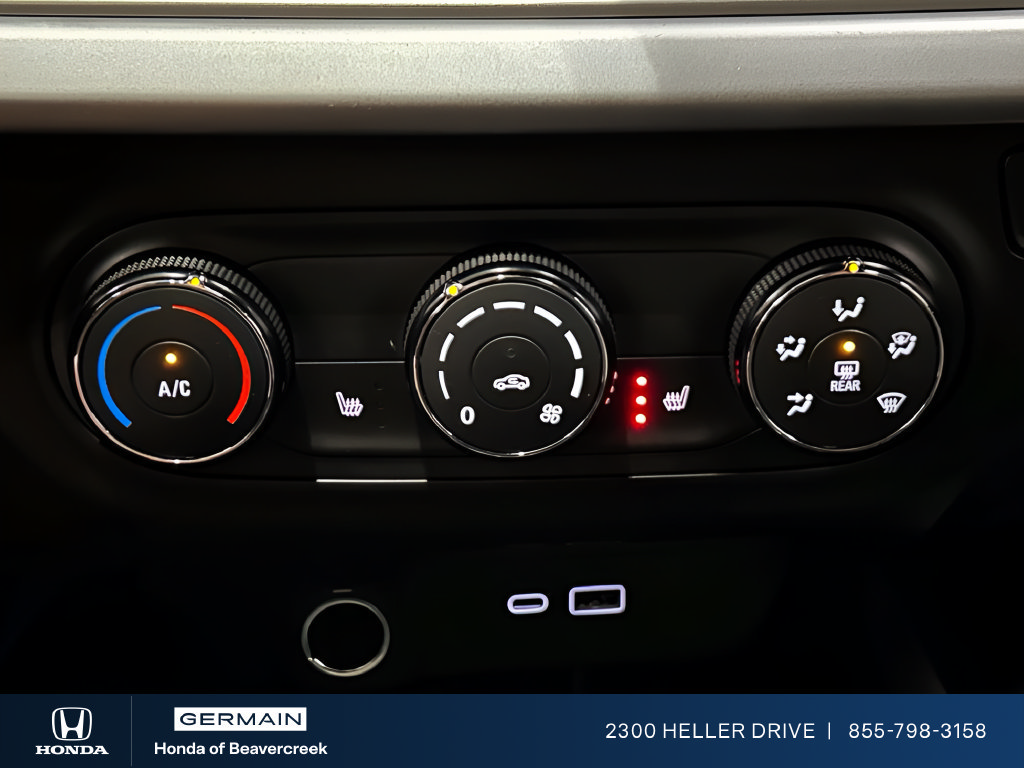 Used 2024 Chevrolet Trax RS w/ Driver Confidence Package FWD image 20
