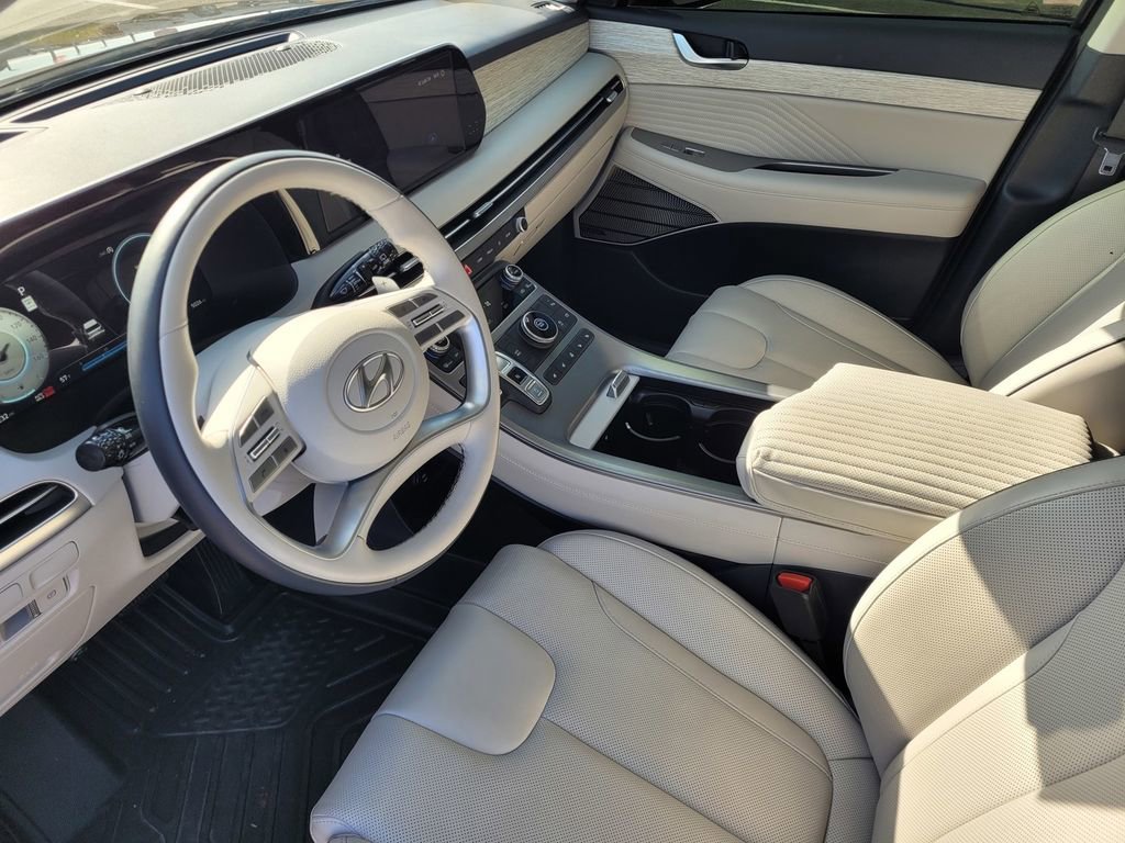 Used 2025 Hyundai Palisade Calligraphy FWD image 8