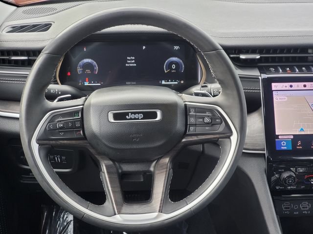 Used 2023 Jeep Grand Cherokee L Limited AWD/4WD image 25