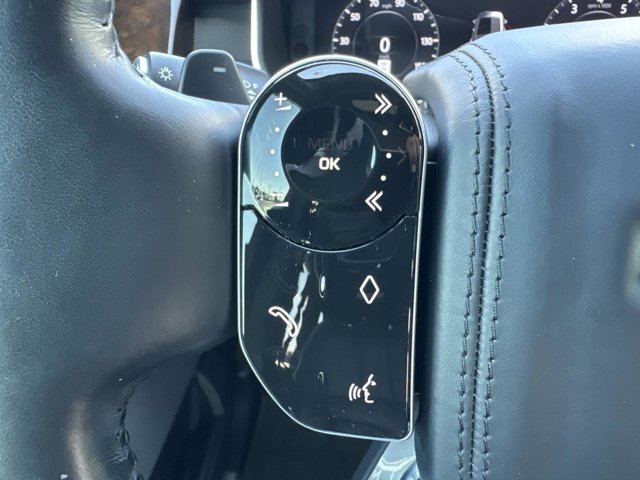 Used 2021 Land Rover Range Rover image 28
