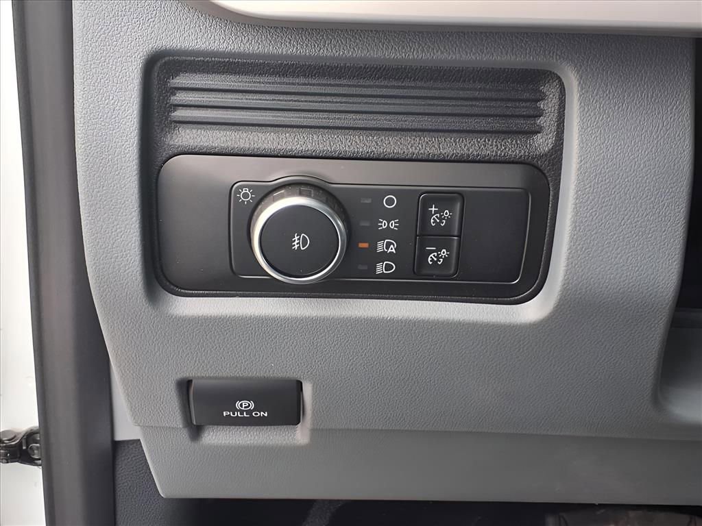 New 2026 Ford F550 2WD Regular Cab Super Duty image 15