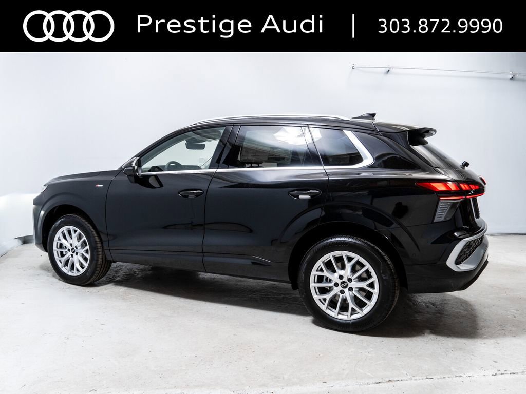 New 2026 Audi Q3 quattro 2.0T image 2