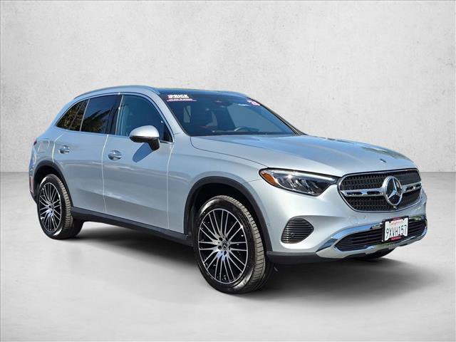 Certified 2026 Mercedes-Benz GLC 300 image 3