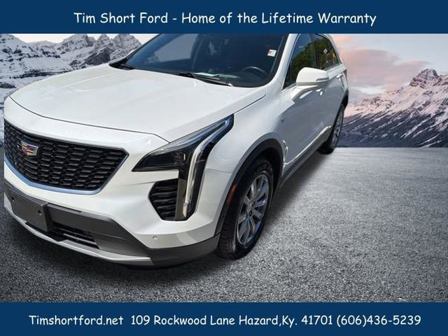 Used 2022 Cadillac XT4 Premium Luxury w/ Sun And Sound Package AWD/4WD image 2