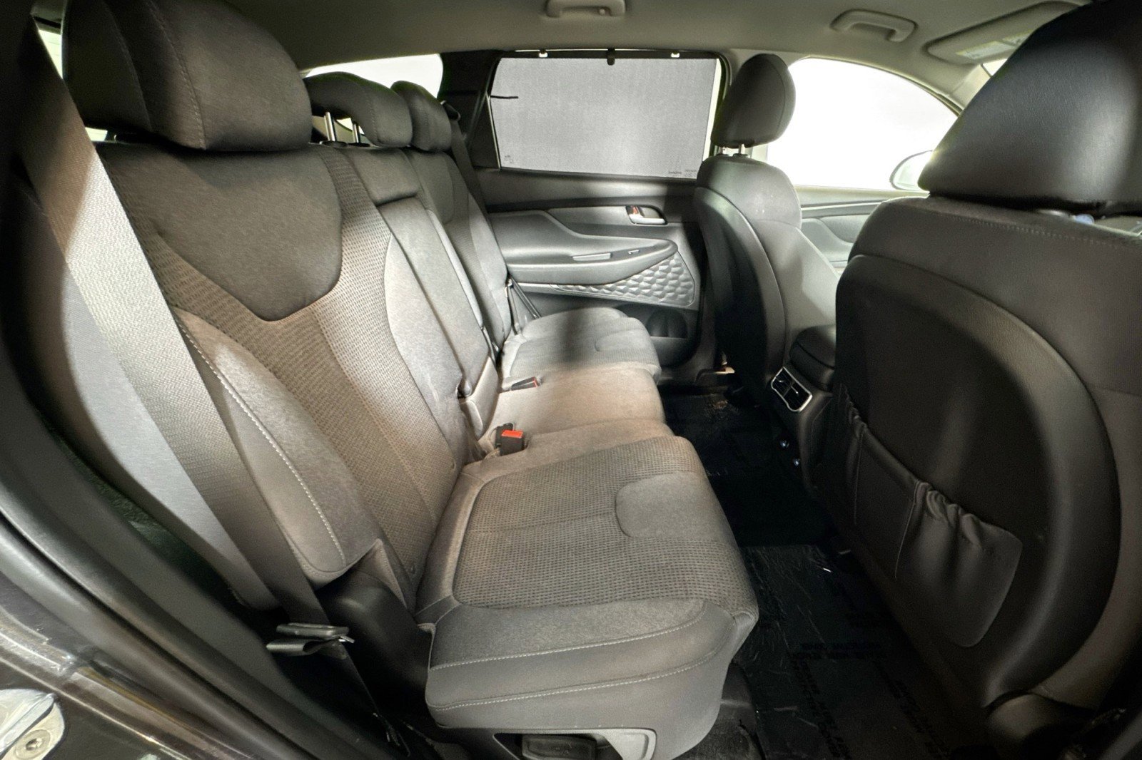 Used 2022 Hyundai Santa Fe SEL w/ Convenience Package image 25