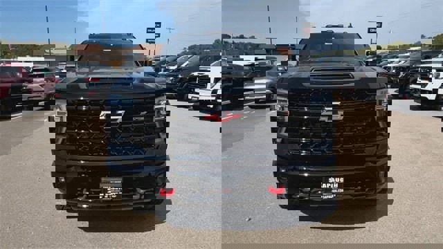 New 2025 Chevrolet Silverado 2500 ZR2 w/ Technology Package image 3