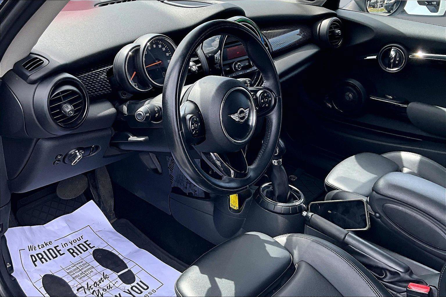 Used 2016 MINI Cooper S image 16