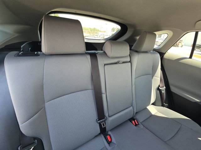 Used 2022 Toyota Venza LE image 13