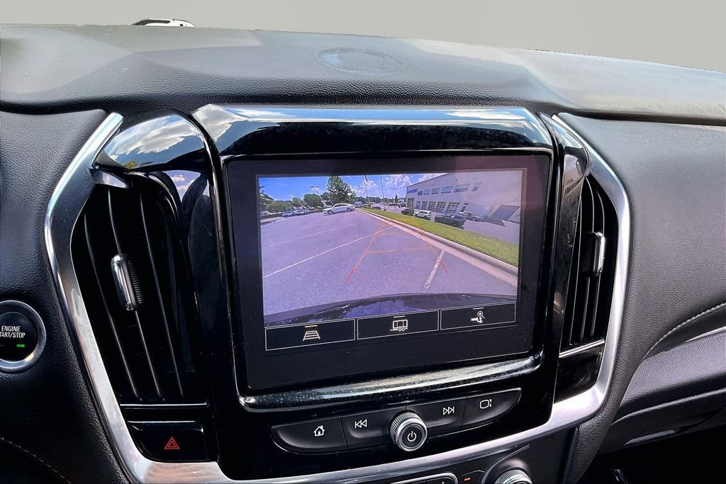 Used 2023 Chevrolet Traverse LT AWD/4WD image 14