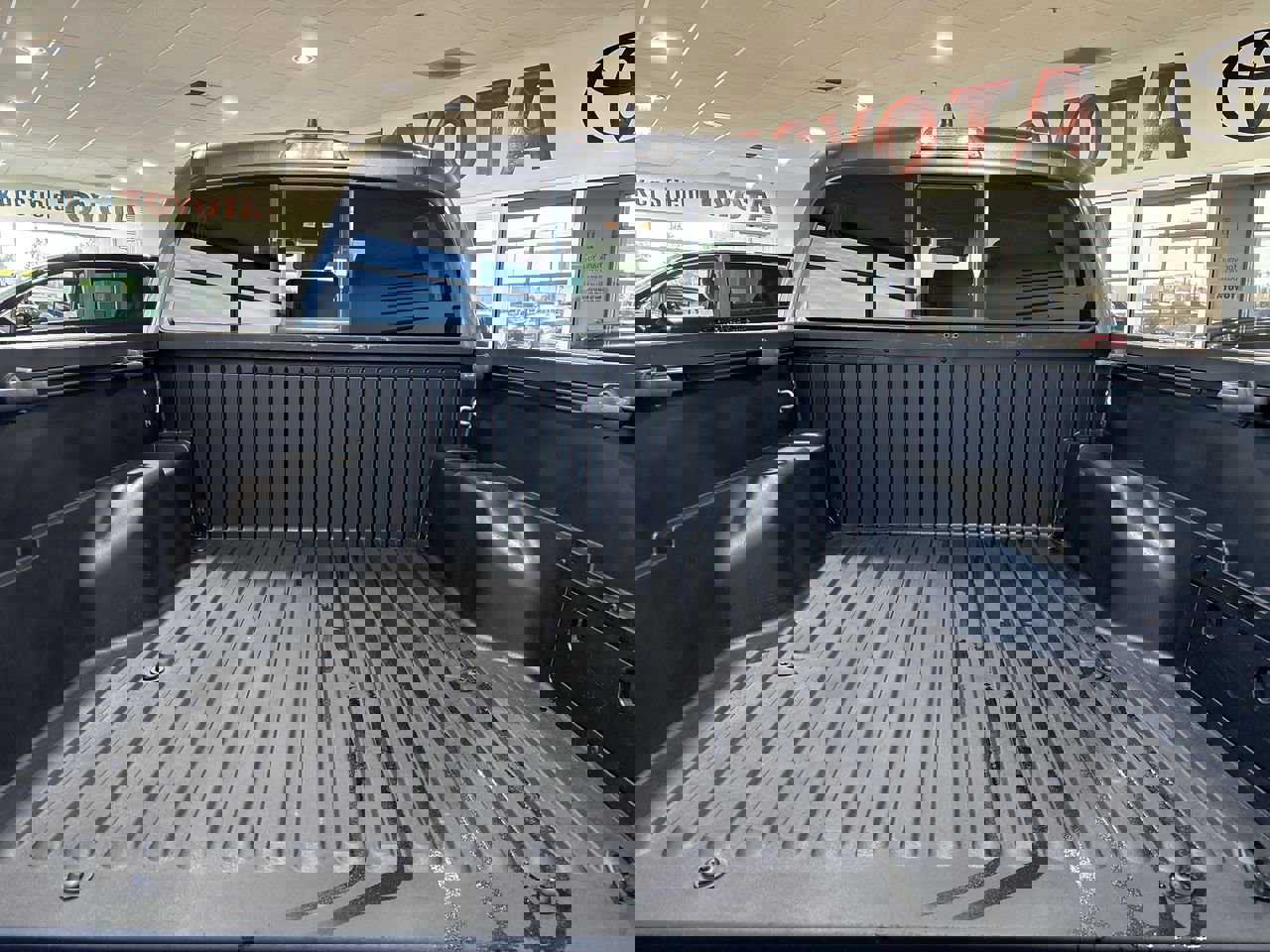 Certified 2021 Toyota Tacoma SR5 image 23