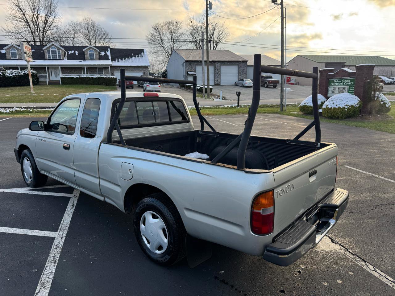 Used 2000 Toyota Tacoma 2WD Xtracab image 6