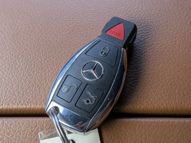 Used 2018 Mercedes-Benz GLE 350 4MATIC image 32