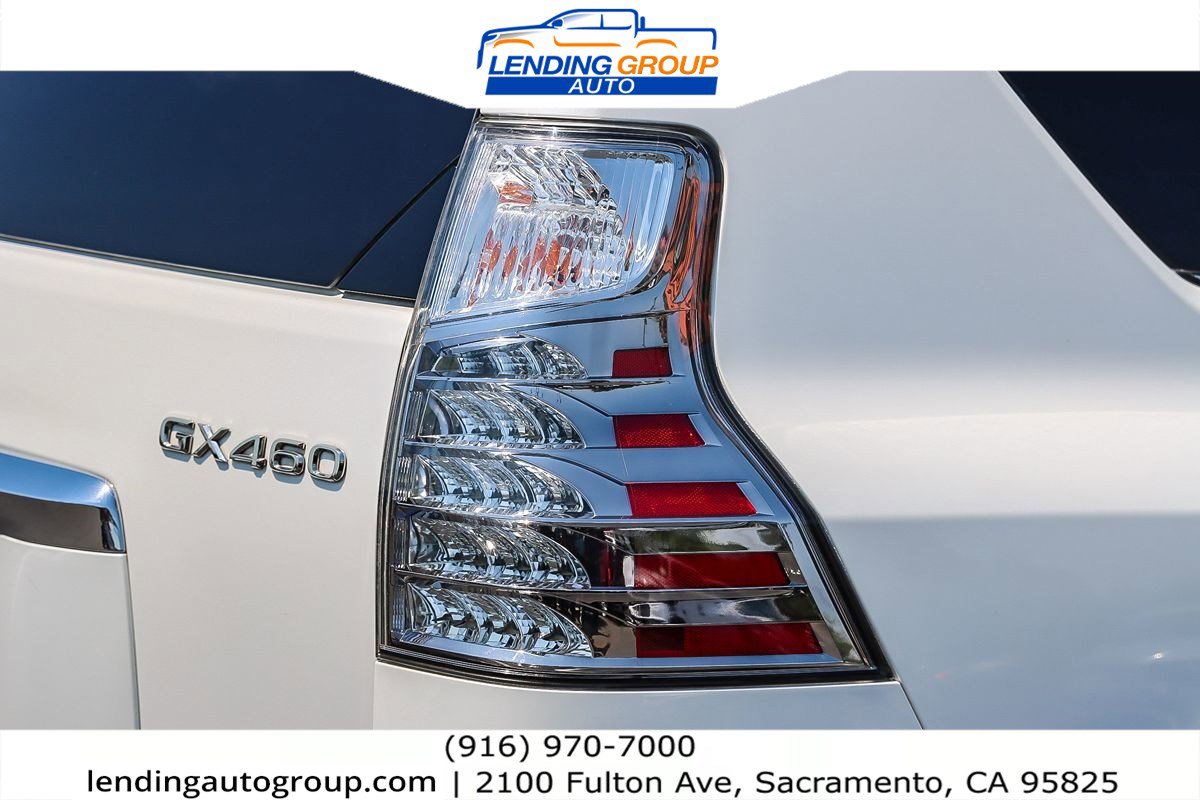 Used 2018 Lexus GX 460 Premium w/ Premium Package image 8