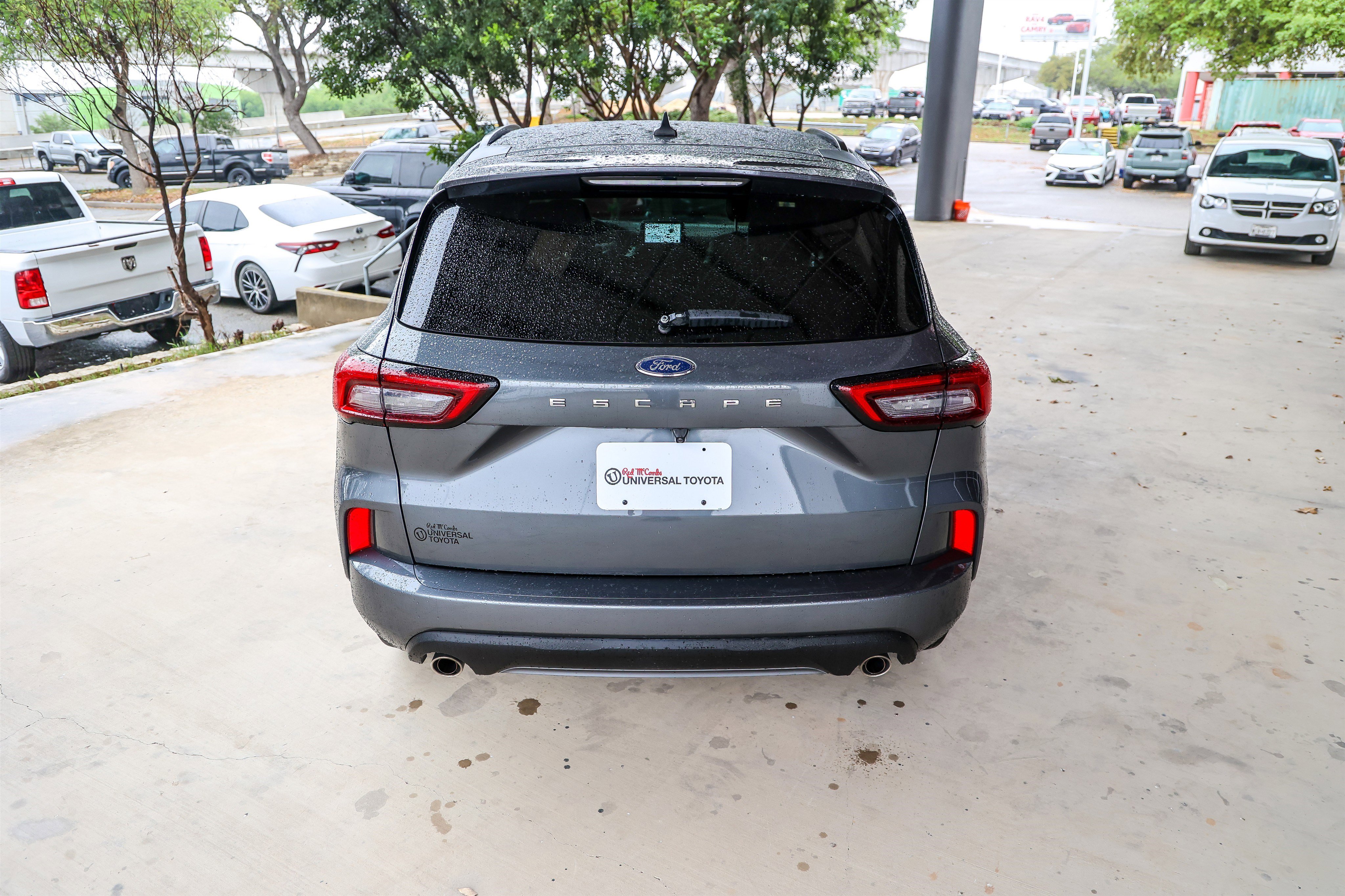 Used 2024 Ford Escape ST-Line image 8