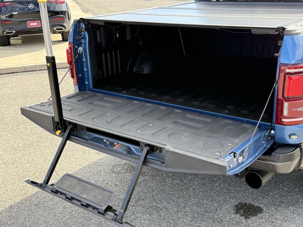 Used 2019 Ford F150 Raptor w/ Equipment Group 801A Mid image 36