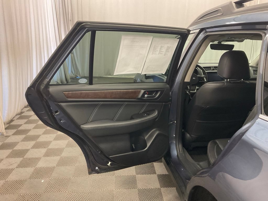 Used 2018 Subaru Outback 2.5i Limited AWD/4WD image 24