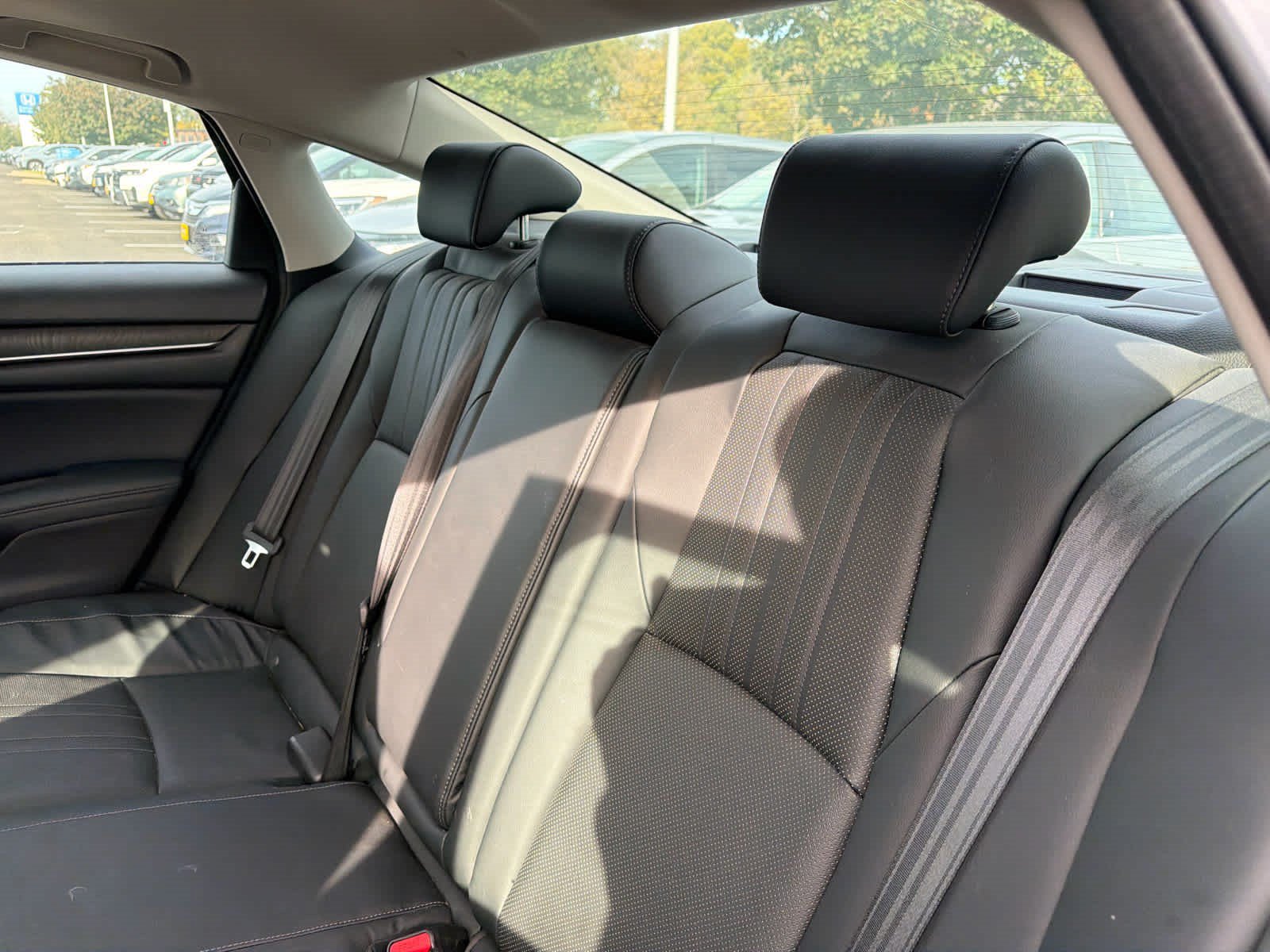 Used 2018 Honda Accord EX-L image 15