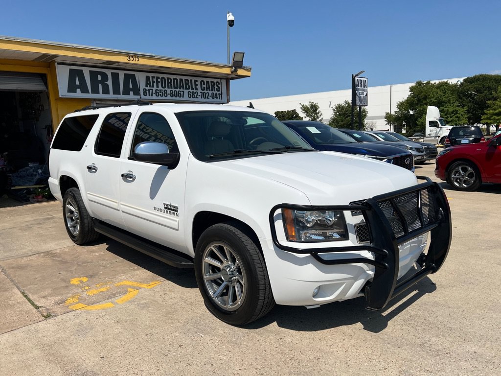 Used 2012 Chevrolet Suburban LT w/ Texas Edition RWD image 1