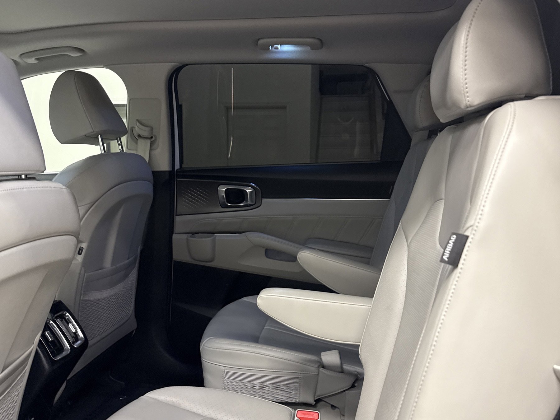 Used 2024 Kia Sorento SX image 8