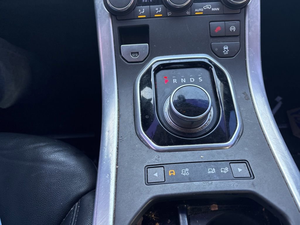 Used 2015 Land Rover Range Rover Evoque Pure Premium image 12