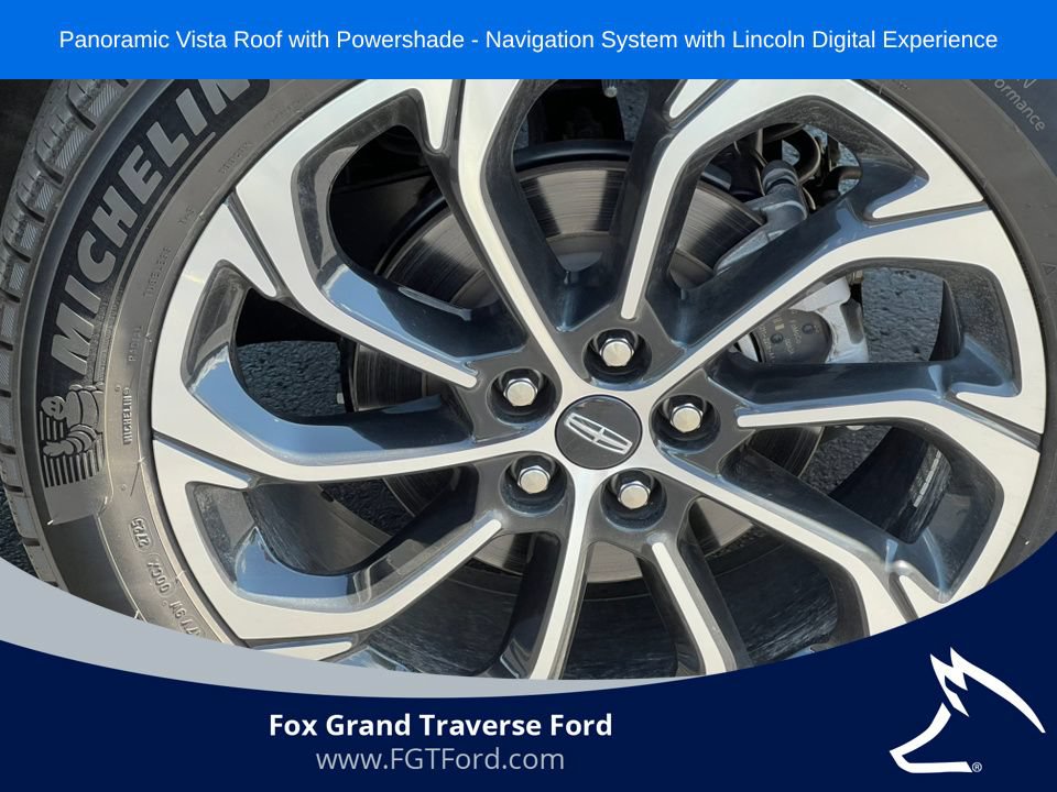 Used 2026 Lincoln Nautilus Reserve AWD/4WD image 8