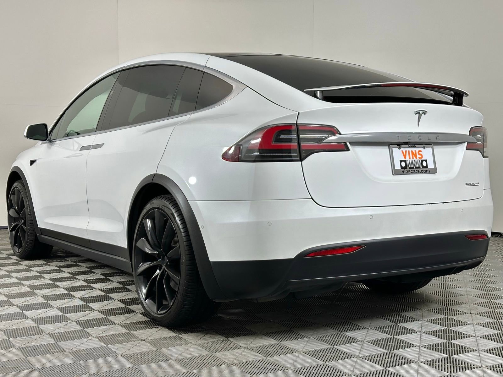 Used 2021 Tesla Model X Performance image 38