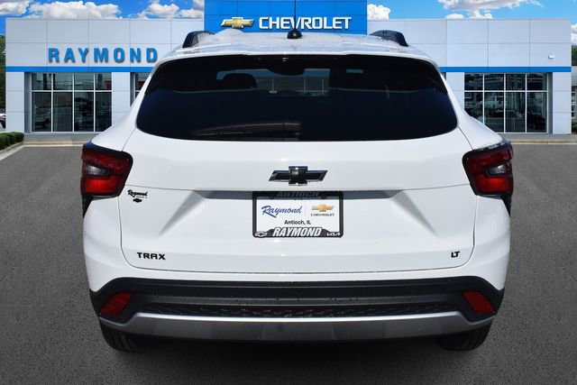 New 2026 Chevrolet Trax LT w/ Driver Confidence Package image 5