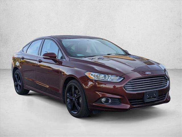 Used 2016 Ford Fusion SE FWD image 3