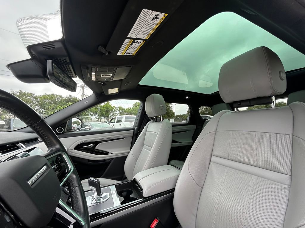 Used 2021 Land Rover Range Rover Evoque SE AWD/4WD image 12
