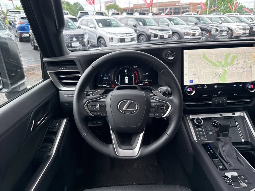 Used 2025 Lexus GX 550 AWD/4WD image 44