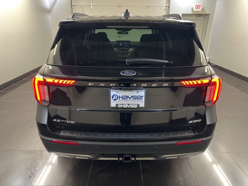 New 2026 Ford Explorer Active w/ Active Comfort Package image 5