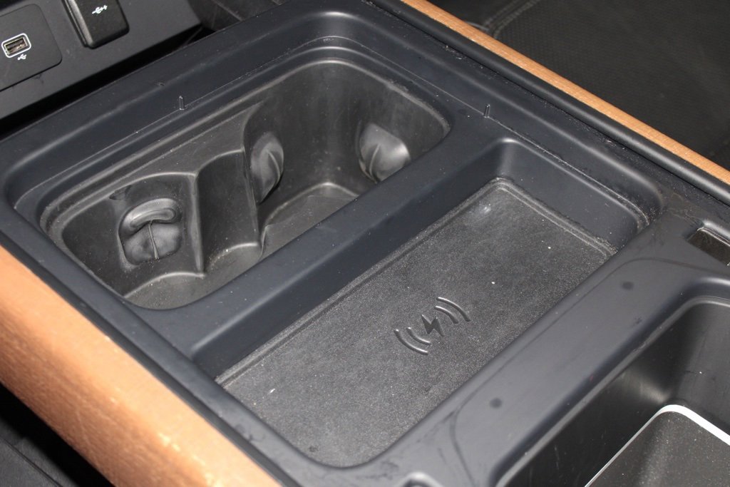 Used 2020 Land Rover Defender 110 X image 34