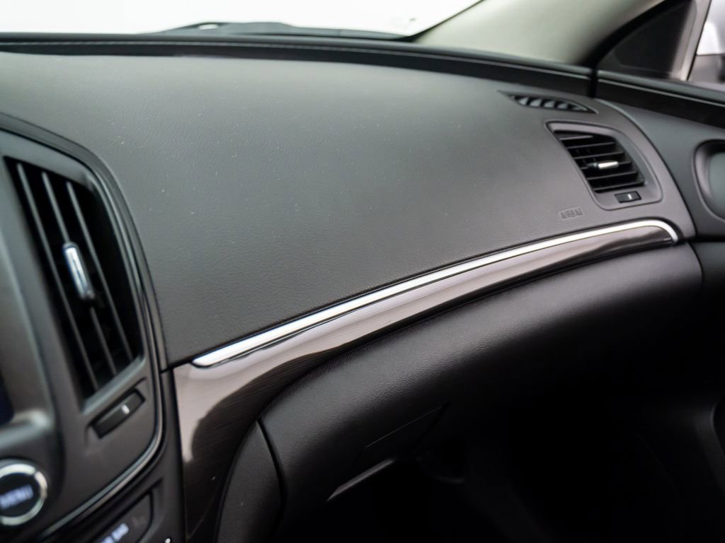 Used 2016 Buick Regal image 27