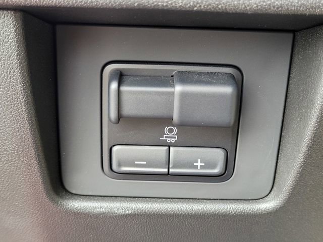 Used 2024 GMC Canyon AT4X image 13