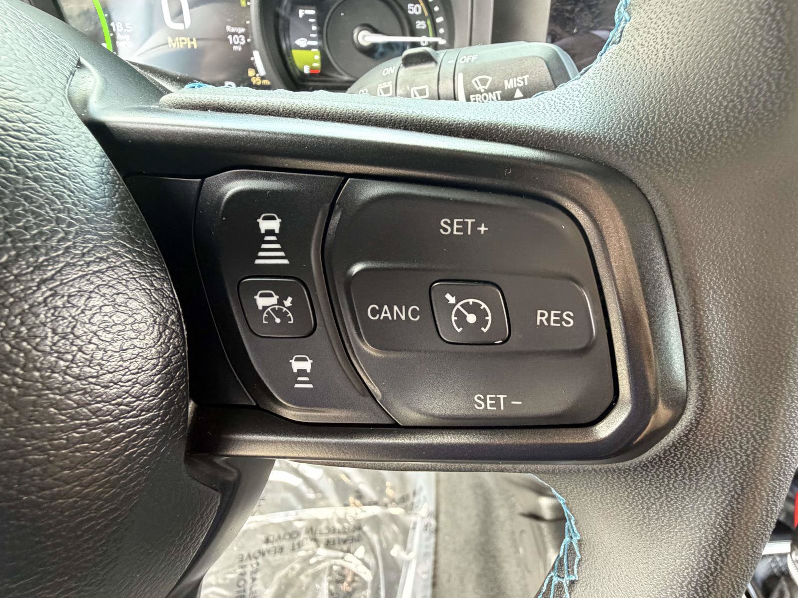 Used 2024 Jeep Wrangler Unlimited Rubicon 4xe AWD/4WD image 16