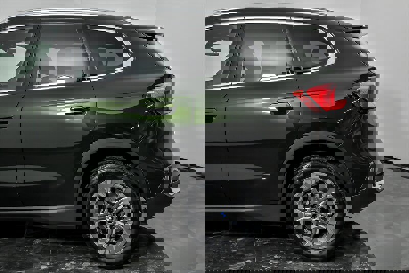 Used 2023 BMW X1 xDrive28i w/ Convenience Package image 7