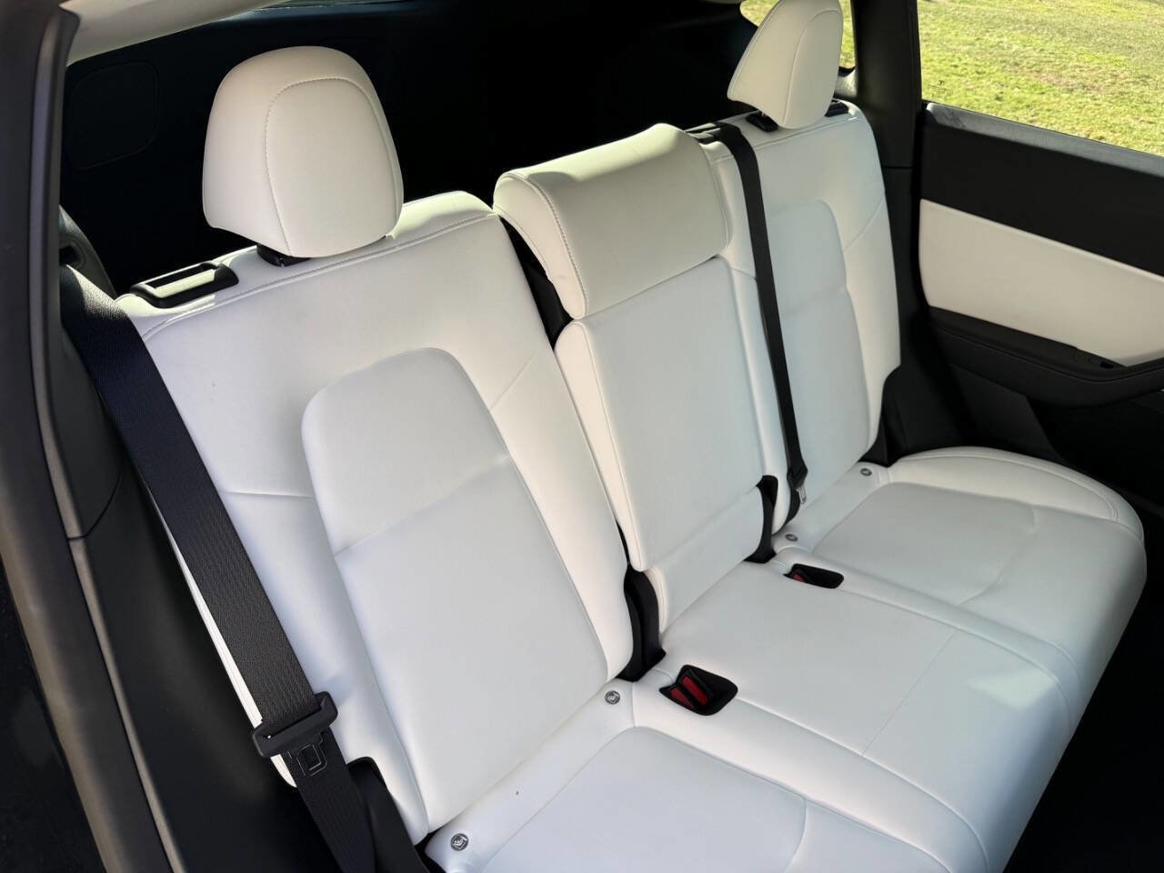 Used 2022 Tesla Model Y Performance image 13