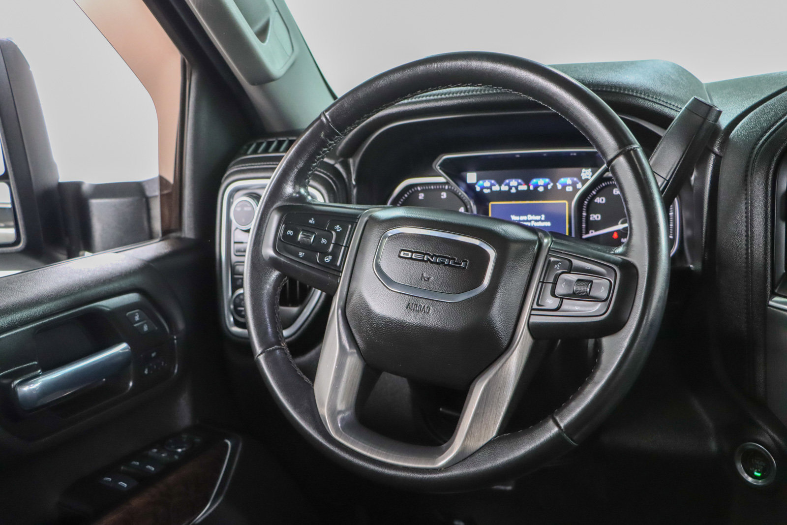 Used 2021 GMC Sierra 2500 Denali w/ Denali Ultimate Package AWD/4WD image 13