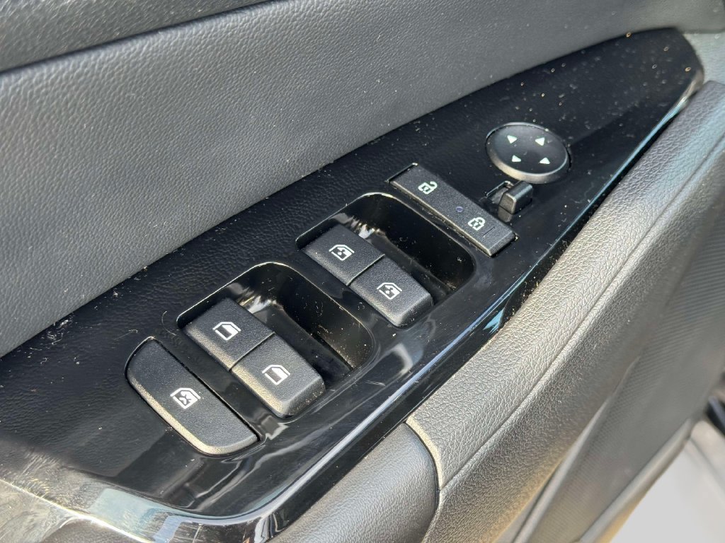 Used 2024 Kia Sportage X-Line w/ X-Line Premium Package AWD/4WD image 16