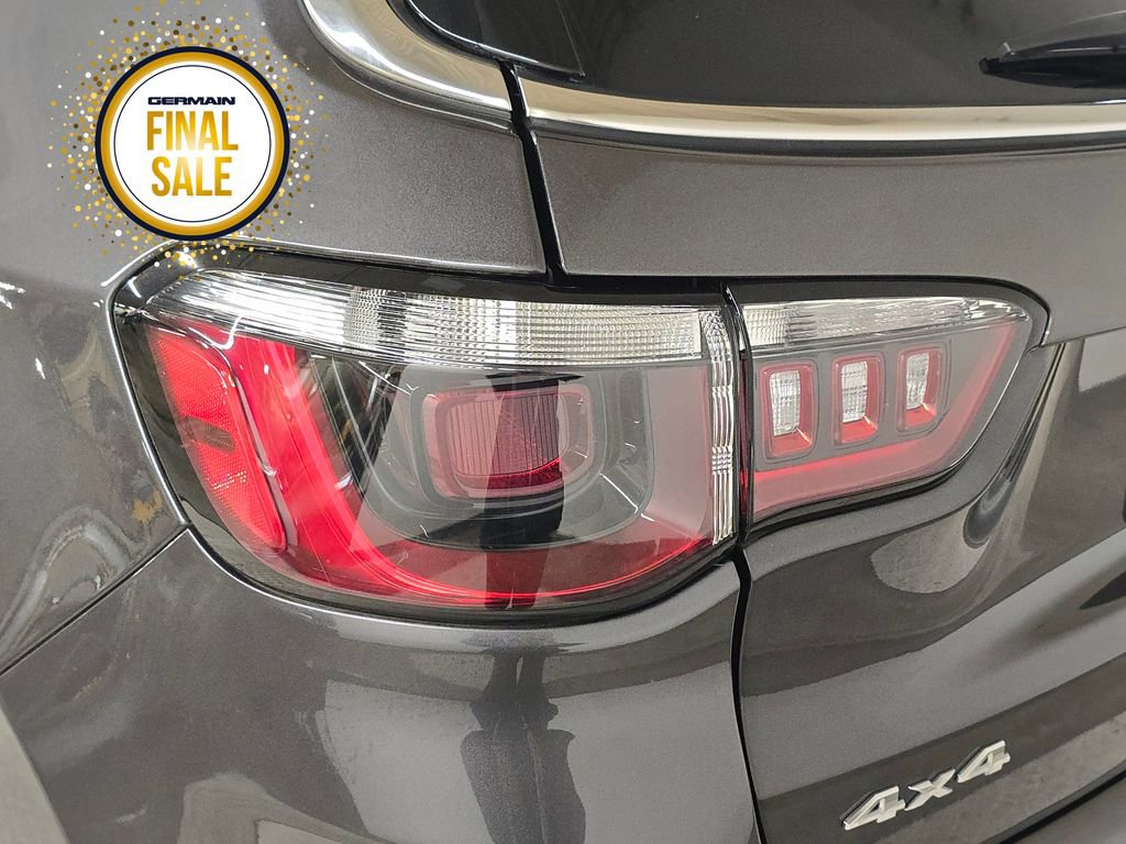 Used 2022 Jeep Compass Latitude w/ Convenience Group image 13