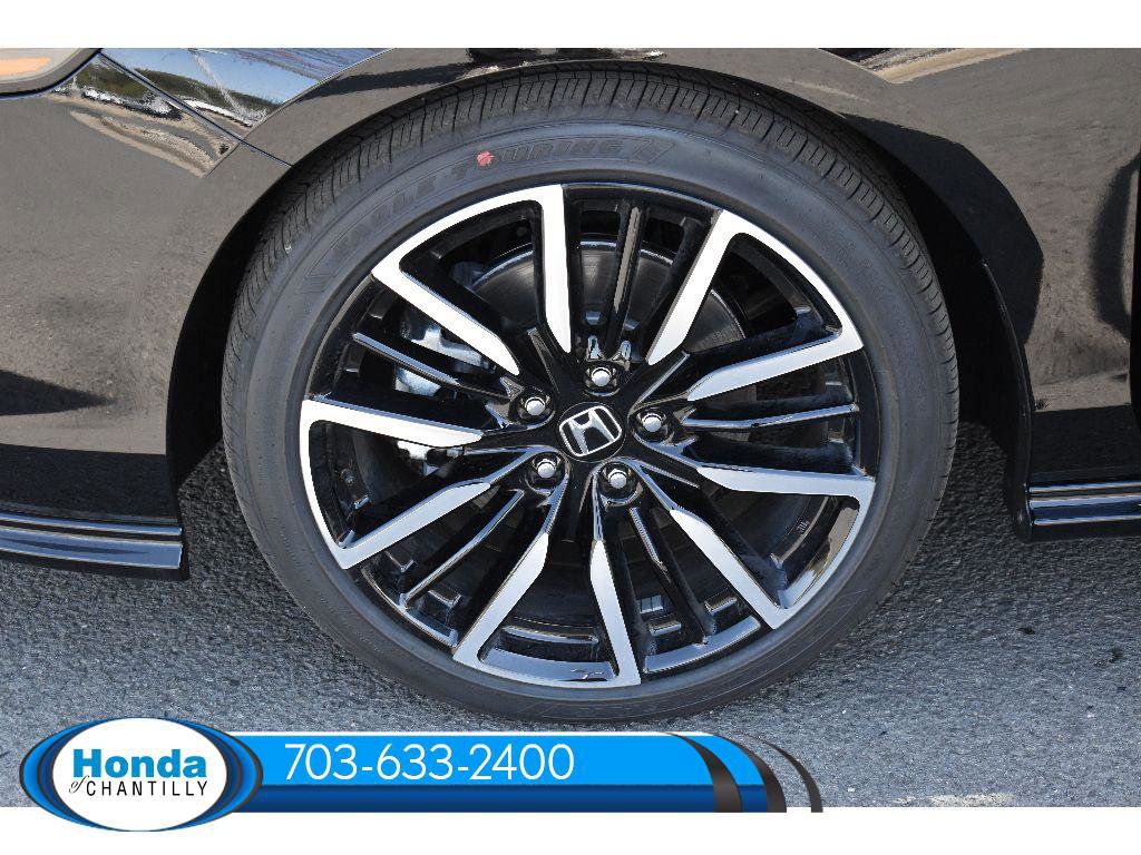 New 2026 Honda Accord Hybrid Touring image 32