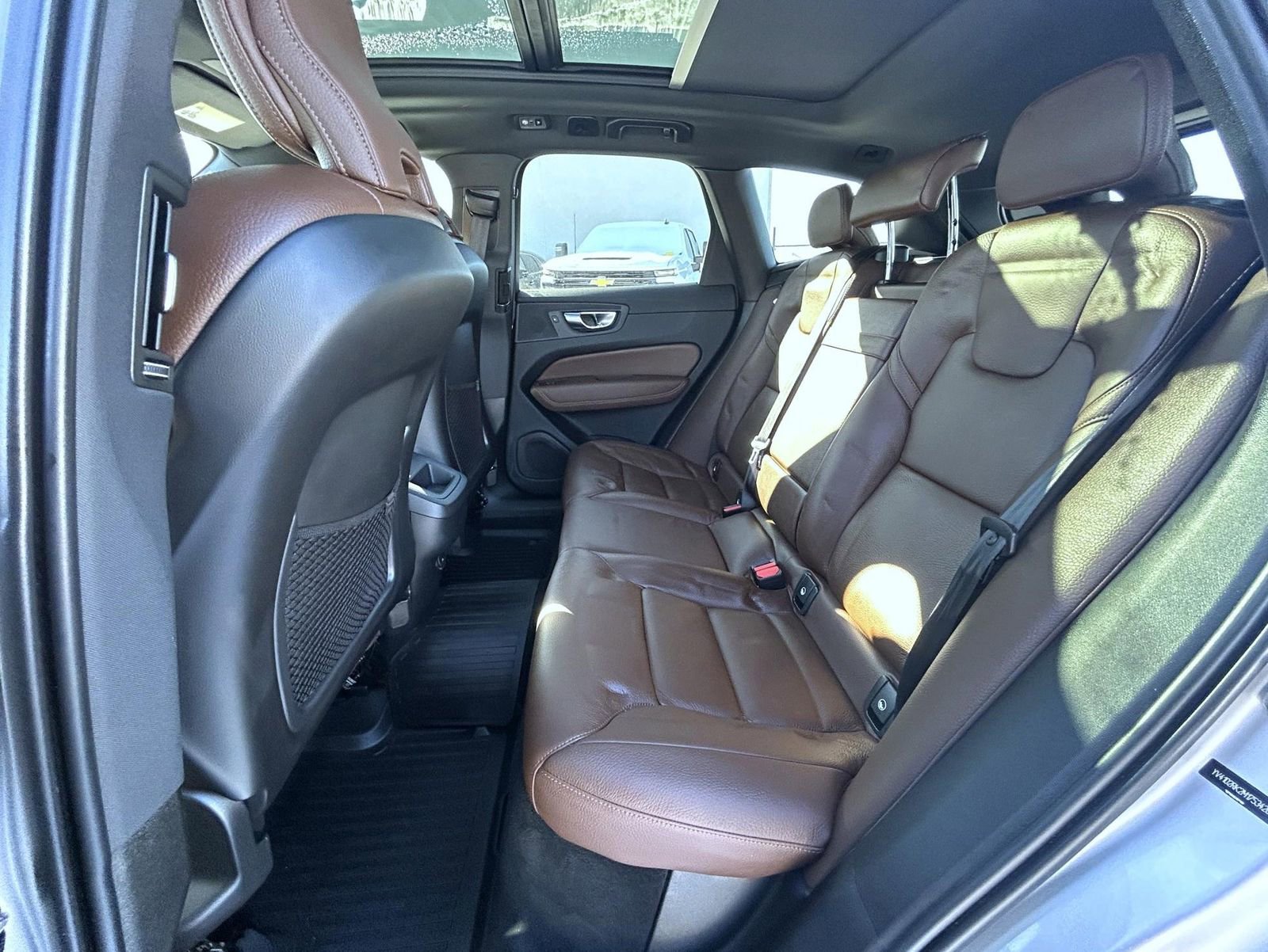 Used 2021 Volvo XC60 T5 Momentum image 20